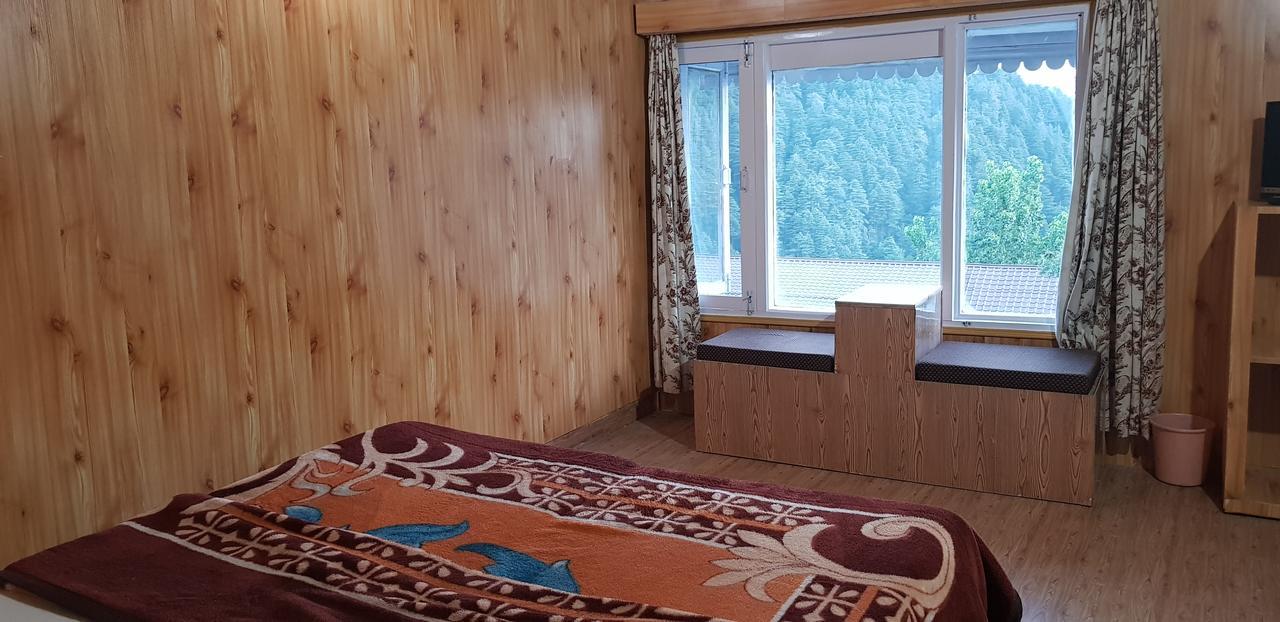 Hôtel Kassal Heights à Patnitop Extérieur photo